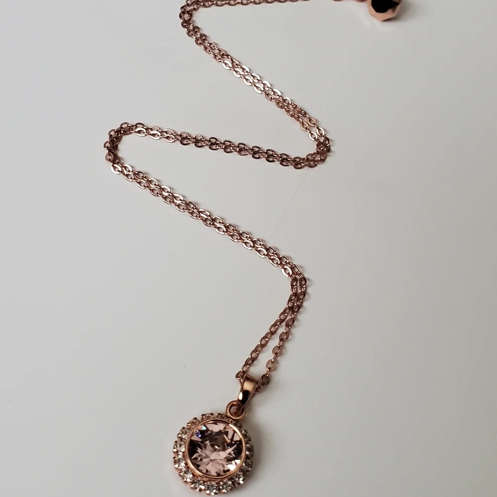 Ted Baker London Pale Pink Swarovski Crystal Daisy Lace Pendant Necklace